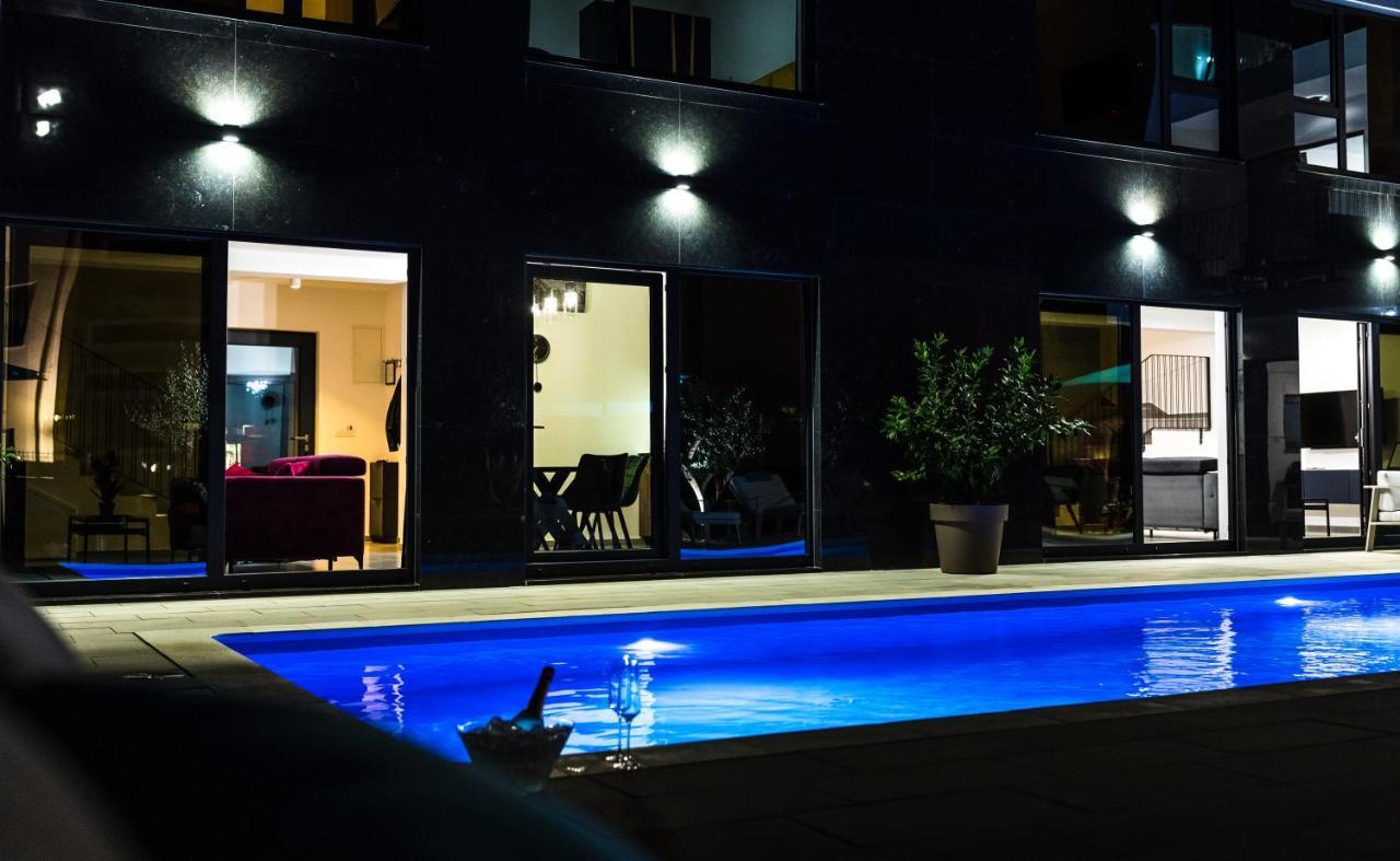 Olive Tree Mansion Apartamento Vir Exterior foto